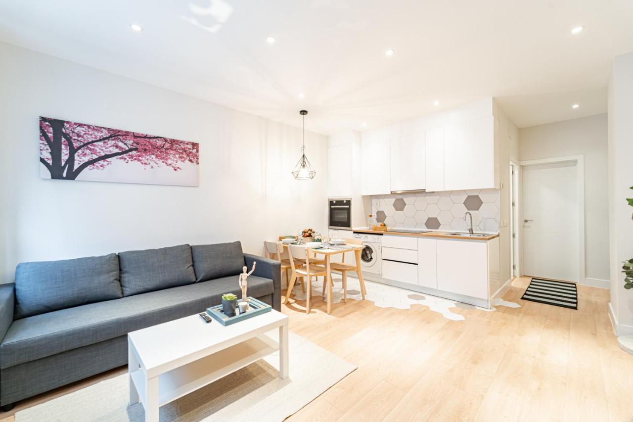 Edsam Madrid Apartments White Екстериор снимка