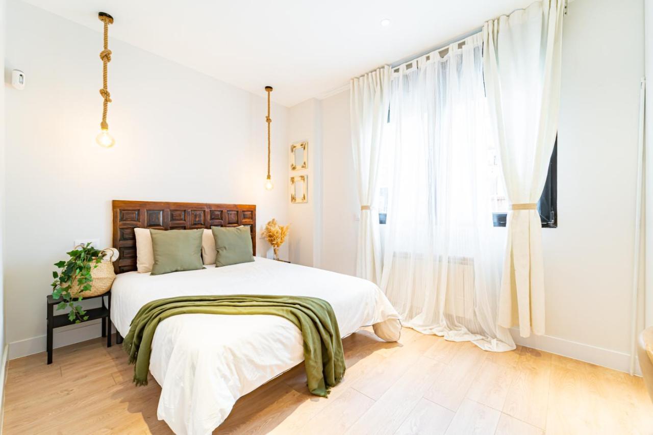 Edsam Madrid Apartments White Екстериор снимка